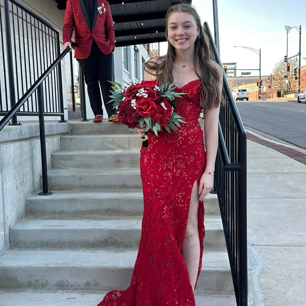 Elegant Red Prom Gown